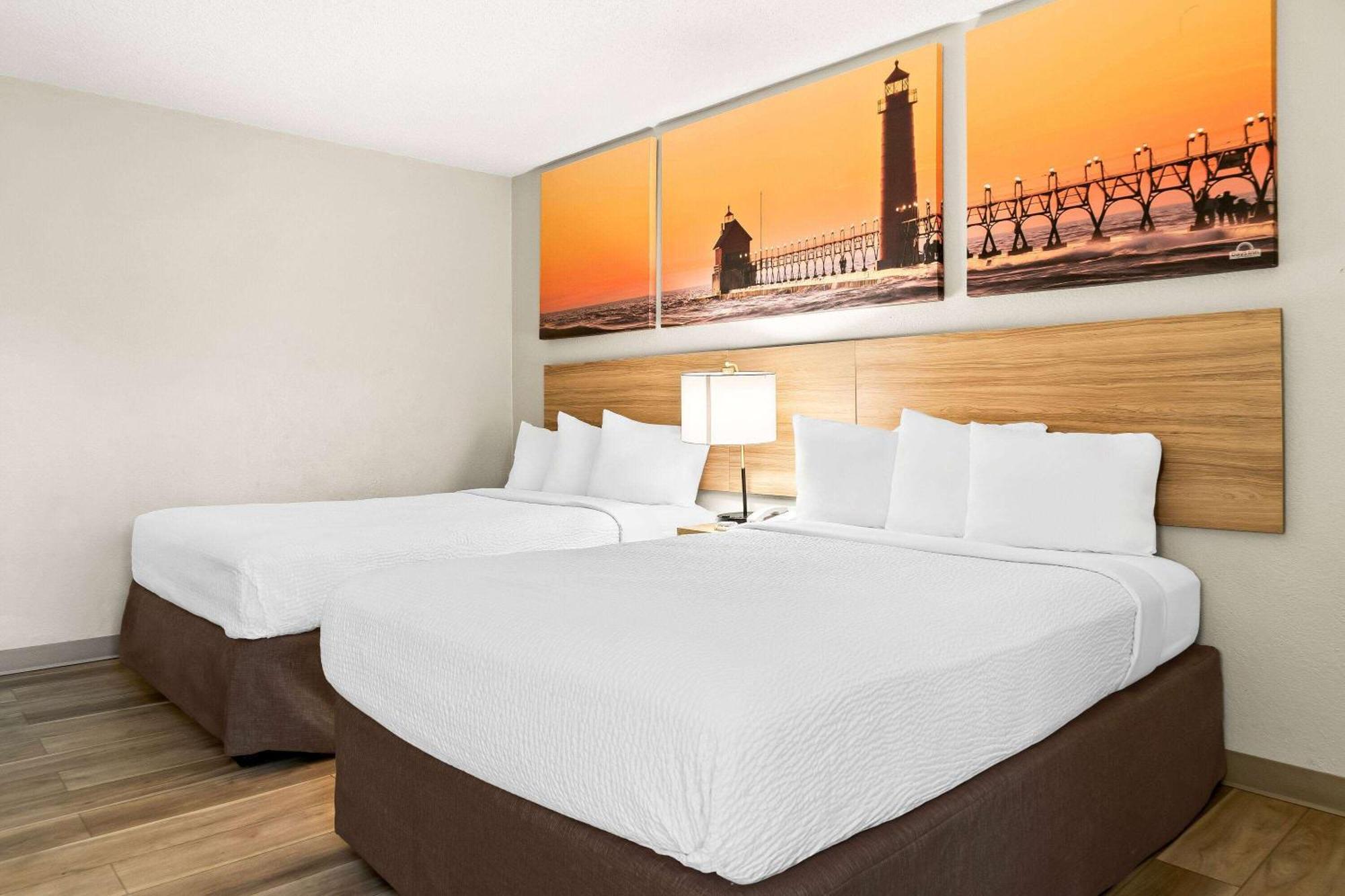 Days Inn & Suites By Wyndham Warren Luaran gambar